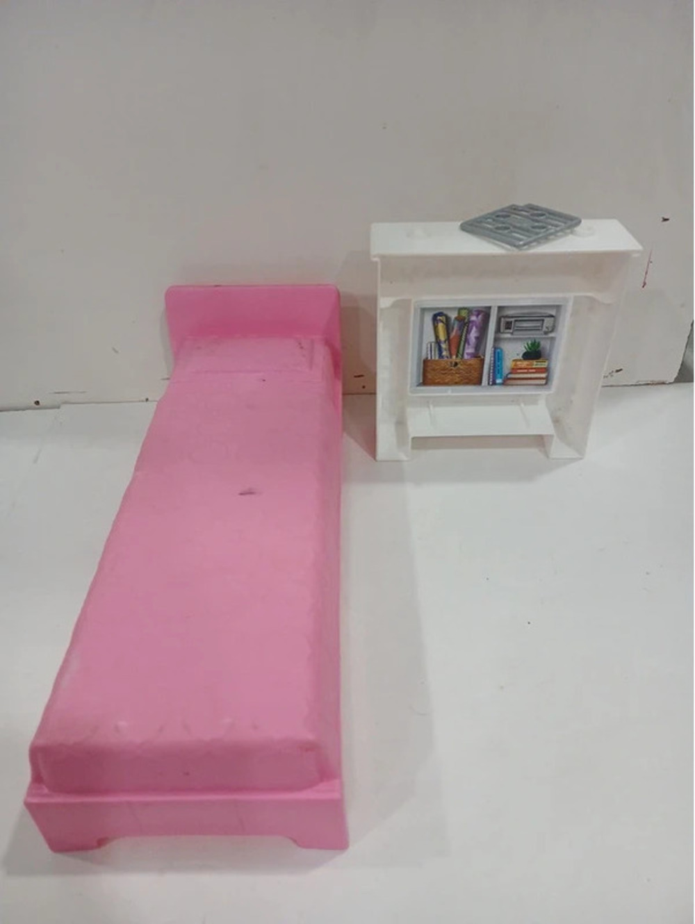 Barbie stand with bed